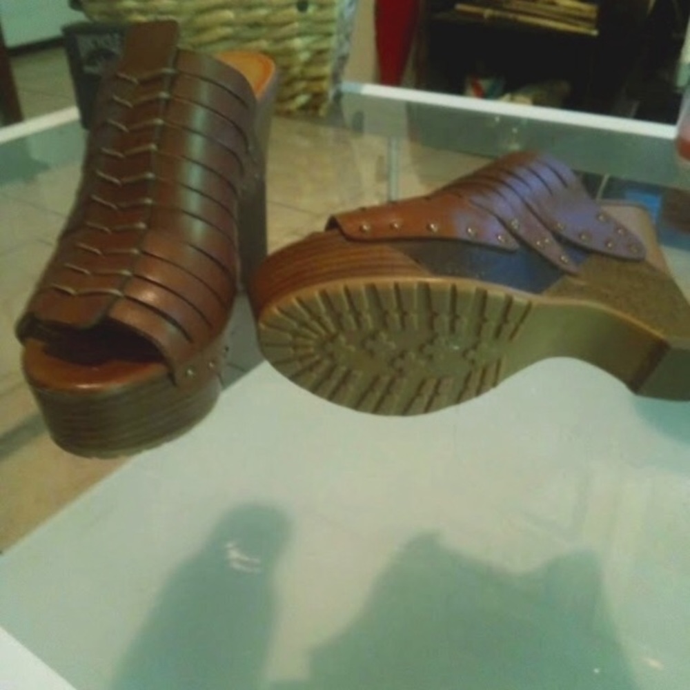 Luxury Rebel sandals by Dana